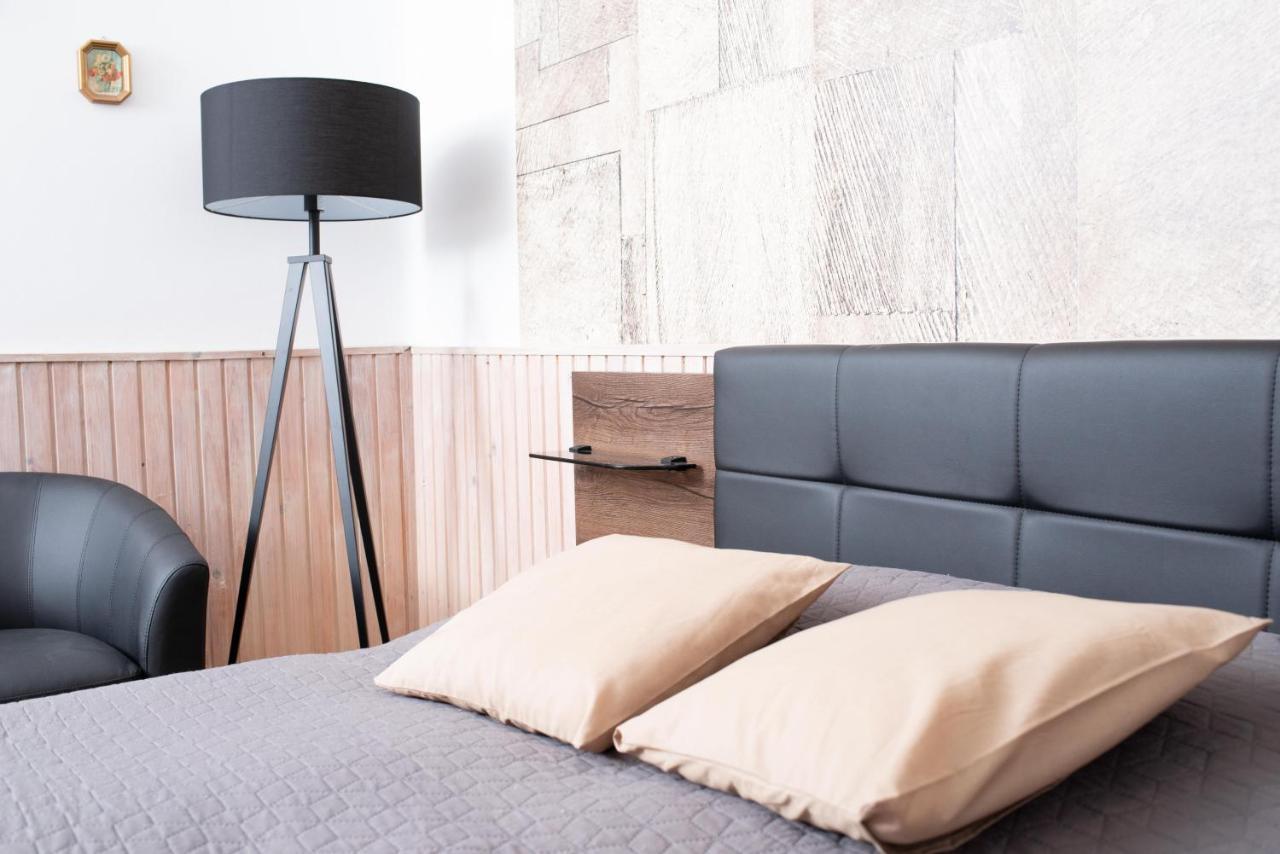 Park Apartman Hévíz Esterno foto