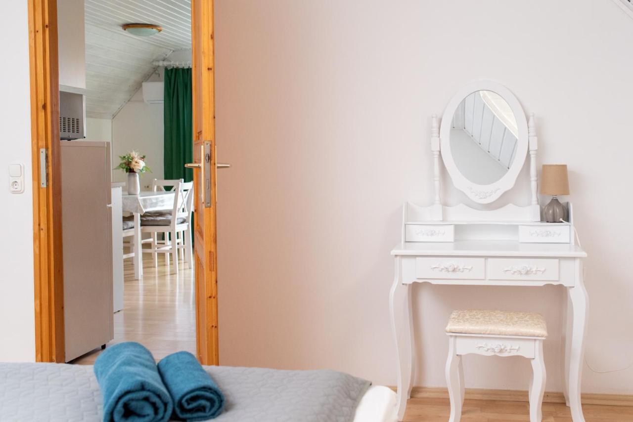 Park Apartman Hévíz Esterno foto