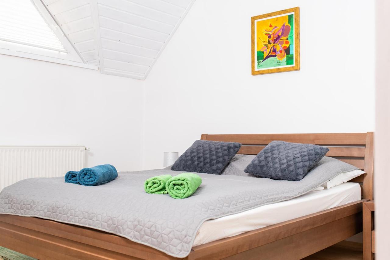 Park Apartman Hévíz Esterno foto