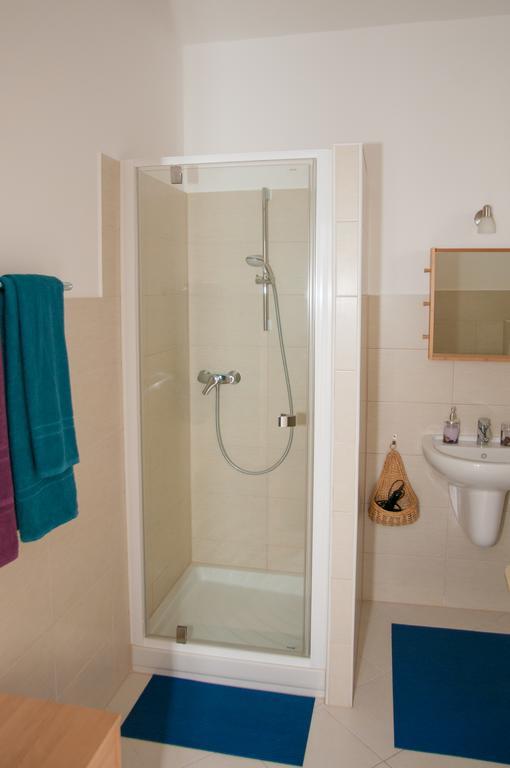 Park Apartman Hévíz Esterno foto
