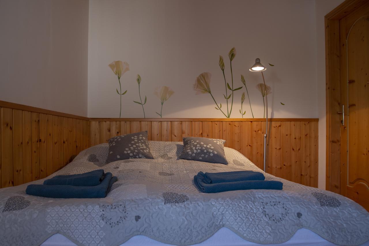 Park Apartman Hévíz Esterno foto