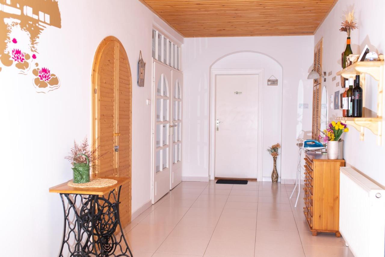 Park Apartman Hévíz Esterno foto